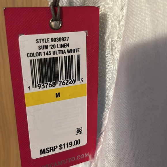 A white summer dress great for it a beach wedding it has a lining inside - Picture 6 of 9